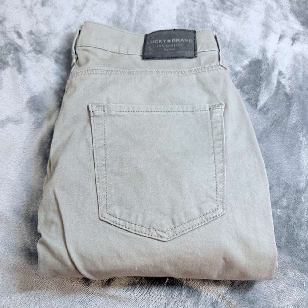 Lucky Brand 411 Athletic Taper Stretch Mens Khaki Silver Gray Chino Pants 30x30 - Picture 6 of 15